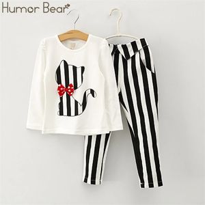 Herfst baby meisje kleding kat cartoon lange mouwen T-shirt + streep broek pak meisjes kleding set kinderen 210611