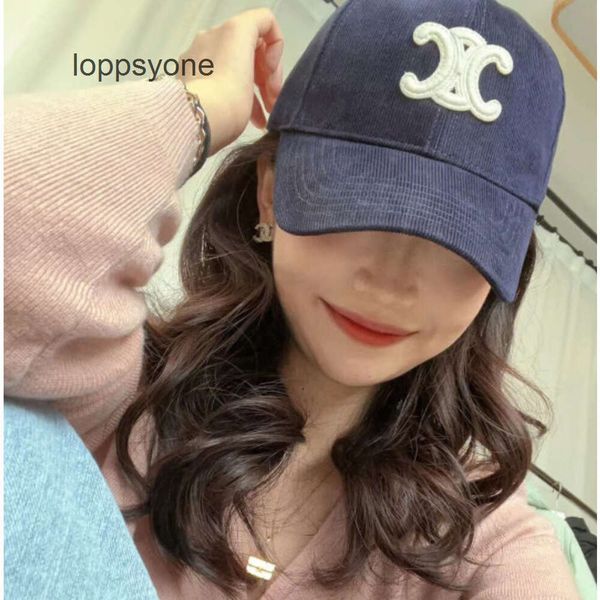 Casquette d'automne Étiquette Sports de balle Chapeau de baseball Sports d'hiver pour femmes Water Outdoor Designer Ball Couple Big Luxury Head Women Hat Celi cap Celi hat RHRW WHEL