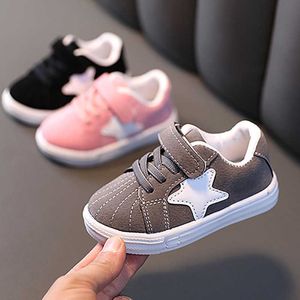 Automne Enfants Enfants Bébé Baby Kids Sneakers pour petites filles garçons Star Casual Running Sports Shoes 1 2 3 4 5 6 7 ans G1025
