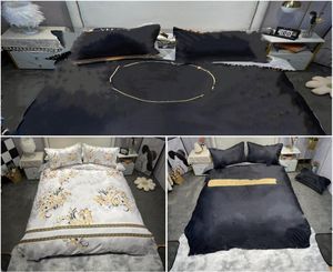 Automne Designer Bed Couetters Ensemble de literie Tencel Duvet Fiche Litdings Sets 4PCS COUVERS COVORS HT17614035256