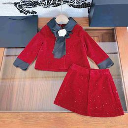 Costumes d'automne pour filles Jupe en velours haut de gamme Taille 110-160 CM 2pcs Veste de décoration avec nœud à pompon floral sur la poitrine et jupe courte Sep25