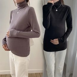 Automne col haut maternité chemises de fond lâche Stretch doux hauts vêtements pour femmes enceintes col roulé grossesse automne 240111
