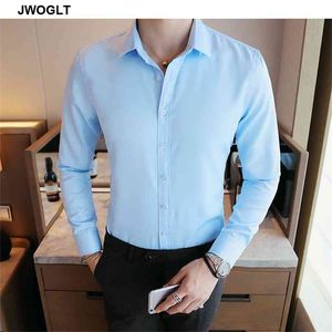 Herfst Koreaanse stijl Heren Casual Shirts Lange Mouwen Turn-down Collar Button Down Regular Fit White Black Social Shirt 210809