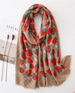 Herfst Mooie Red Strawberry Cotton Scarf Woman Long Fund Super Travel Sunscreen Shawl2586270