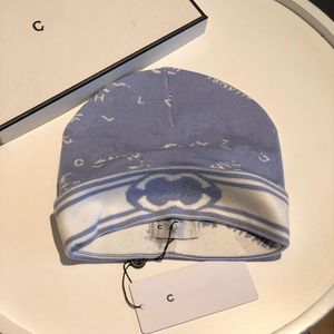 Bonnet de styliste pour hommes et femmes, nouvelle marque d'hiver avec lettre C, tendance, imprimé complet, tricoté, de haute qualité, automne