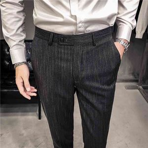 Pantalones para hombres de otoño Pantalones de vestir de negocios a rayas Casual Slim Fit Office Social Traje Pantalones Pantalones de boda Pantalon Homme 210527