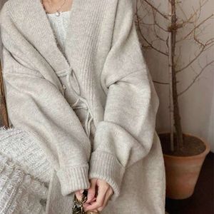 Autumn Nouveau bouton Mabier de manteau féminin doux et paresseux Style polyvalent chinois tricot cardigan