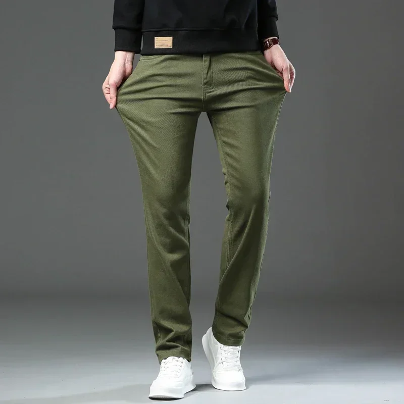 Autumn nieuwe heren slanke stretch jeans modieuze en veelzijdige zachte stof denim broek leger groene koffie mannelijke merk broek