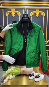 Automne nouveau produit vert à double face portant la veste de col de stand triangle pour hommes européens décontractés slim spiring jeune homme ni5s