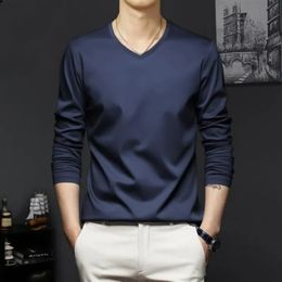 Herfst Promotie Ijs Zijde T-shirt Heren Koreaanse Casual Veelzijdige Solid Lange Mouw Vneck Mode Slanke Dunne Top2023 240220
