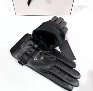 Gants d'automne de couleur unie Designers européens américains pour hommes femmes gants d'écran tactile mode d'hiver smartphone mobile gants à cinq doigts cadeau WW