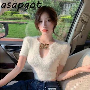 Autumn Style Sexy Koreaanse Chic White V-hals Korte mouw Vrouw T-shirts Ketting Design Bovenkleding Slanke All-match Crop Top 210623