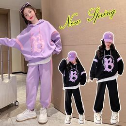 Automne Teenage Girl Clothes Set Childrens Girls Hoodies Pullor Top et Side Stripe Pant 2 pièces Suit Kid Letter Tracksuit 240408