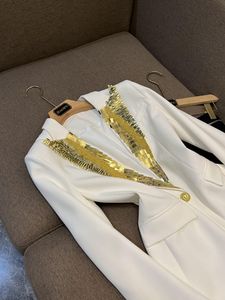 Herfst Witte Effen Kleur Blazers Met Lange Mouwen Notched Revers Pailletten Single-Breasted Uitloper Jassen O3G302689