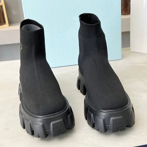 Automne Hiver Classique Nouvelles Femmes Bottines Célèbre Designer Triangle Signe Marque Chaussettes Bottes Courtes Tête Ronde Semelle Épaisse Augmenter Non Diapositives Mode Dames Bottes De Neige