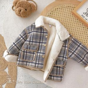 Herfst Winter Mode Vintage Harajuku Meisjes Jas Kawaii Tops Alle Match Zoete Kids Jas Plaid Plus Fluwelen Kinderkleding 231228