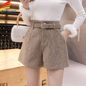 Herfst Winter Hoge Taille Wide Leg Wollen Shorts Dames Khaki Gray Black Outerwear Warm Shorts met riem A-lijn Korte Femme 210611