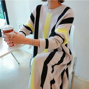 Automne hiver Corée Style grande taille longue robe pull femmes lâche rayé tricoté décontracté robes en tricot 210529