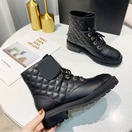 Automne Winter Martin Boots Femme femme Soled Zipper Designer Boot 100% Soft Cow Hide Lady Plateforme Casual Cuir Cuir Fashion High Top Femme Chaussures Taille 35-40-42 AVEC BOX