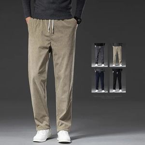 Herfst winter heren corduroy casual broek elastische taille business los rechte kaki zwarte dikke broek mannelijk merk kleding 240326