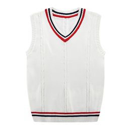 Automne hiver nouveaux hommes mode Fine couleur Pure affaires loisirs gilet sans manches pull mâle décontracté Preppy Style pull