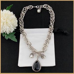 Herfst/Winter Nieuwe Waterdruppel Zwarte Zirkoon Ketting voor Vrouwen Vintage Vervaardigde Parel Licht Luxe High-End Kwaliteit nekketting