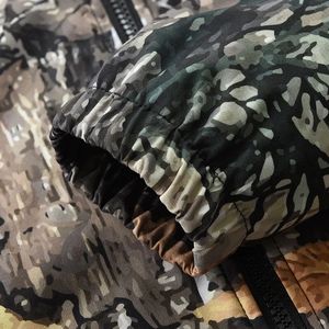 Automne Hiver Outdoor Bionic Camouflage Vêtements de chasse Vêtements de pêche de pêche à l'épreuve de vent Vêtements Men Breaker Breaker