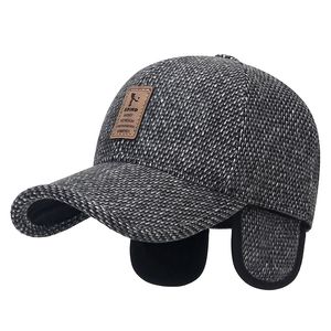 Gorro cálido de otoño e invierno para hombre, gorro acolchado de algodón con protección para los oídos para ciclismo al aire libre, gorra de béisbol con etiqueta de cuero