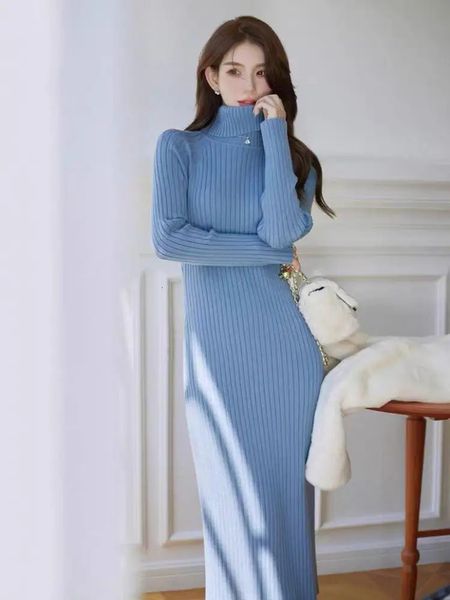 Autumn Winter White Sweater Dresses Fashion Femenino negro manga larga flaca tortuga azul de tortuga azul kintted