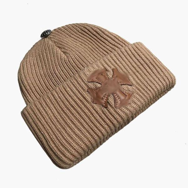 Autumn Winter Women's Hats Brand Hearts Beanie Men Women Cap Fashion Warm Headgear Ladies Knitted Trend Versatile Luxury Outdoor Caps Female Wool Cashmere Hat CQ2M