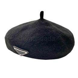 Autumn Winter Wool Berets Designers Triangle Badge Beret Women Ins Fashion Hats Party Elegant Caps for Lady1230064