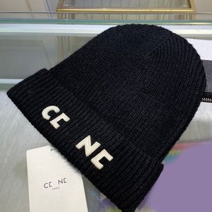 Automne hiver laine tricoté chapeau seau chapeaux pour hommes femmes designer mode hip hop lettre bonnet casquettes décontracté chaud épais casquette chapeaux cadeau de noël