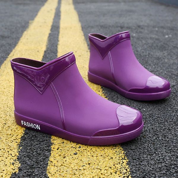 Botas de lluvia de otoño para mujer, zapatos de goma, botines impermeables para mujer, zapatos para la lluvia, zapatos femeninos de primavera y otoño, botines 231229