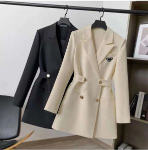 Herfst dames pak jas ontwerper knop jas mode matching omgekeerde driehoeksbrief lang pak nylon jas bovenste pak
