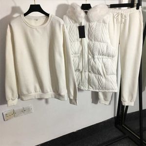 Otoño Mujeres Calidez Conjunto de tres piezas Acolchado Sudadera de manga larga Chaleco con capucha Cuello de piel extraíble Pantalones casuales 5 colores Ropa de diseñador para mujer