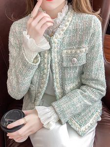 Veste à carreaux en Tweed tissé pour femme, manteau élégant à manches longues, perles de luxe, hauts en laine, vêtements d'extérieur, mode coréenne, Cardigan, automne 240226