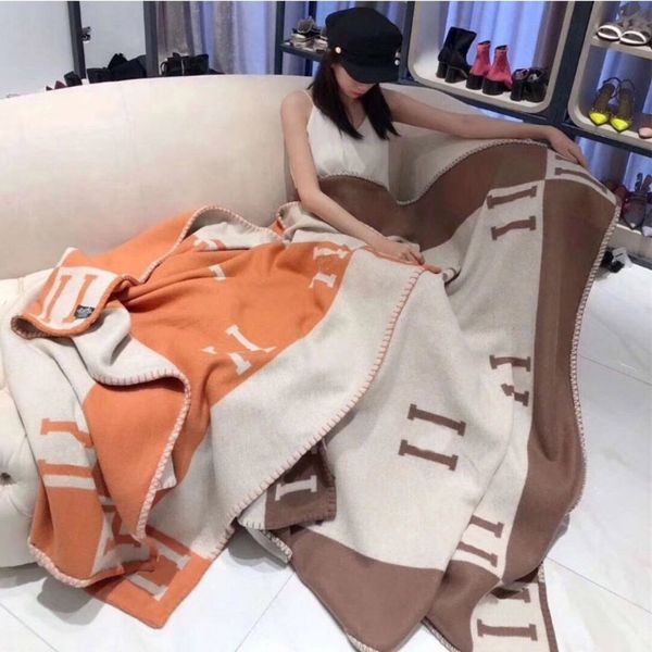 Mantas de jacquard de diseño Hernns Throws Gris Clair Blanket Noir Cashmere Soft Wool Portable Warm Sofa Bed Throw Spring Autumn Woman throws 17 colores