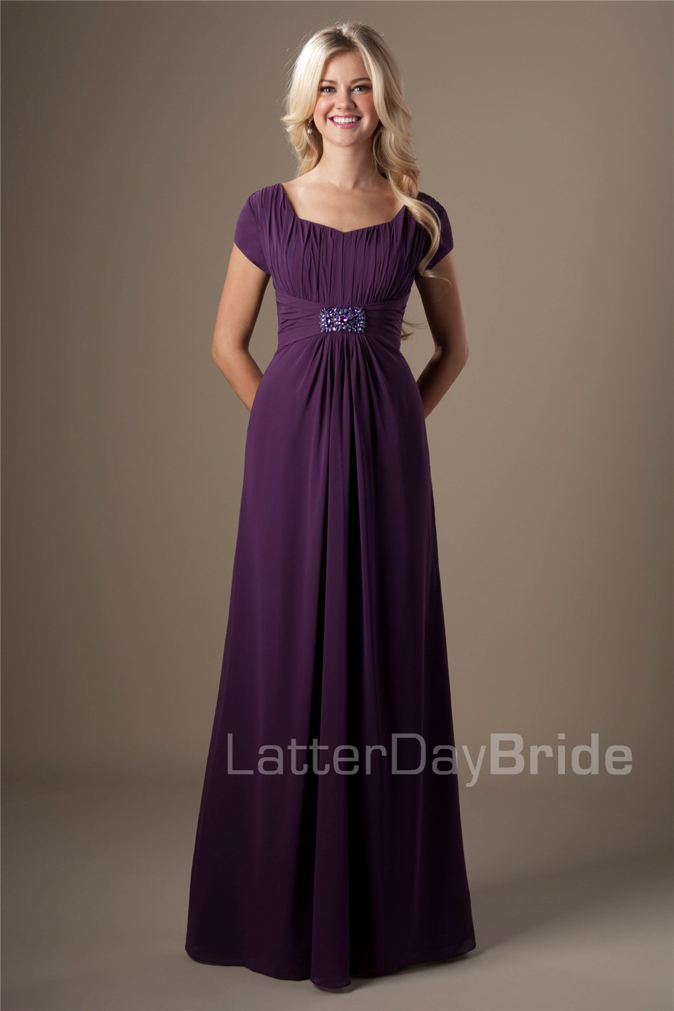 Acquistare Abiti Da Damigella Donore Modest Modest Modest Con Maniche Corte  Con Maniche Corte A Line Temple Abiti Abiti Abiti Lunghi Abiti Da Onore  Economico | Consegna Veloce E Qualità | It.Dhgate