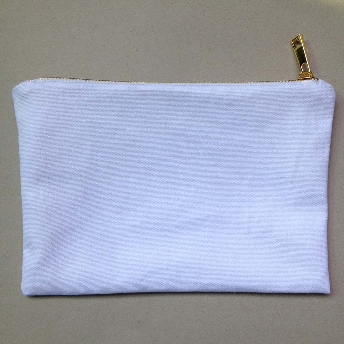 White with white-gold zip
