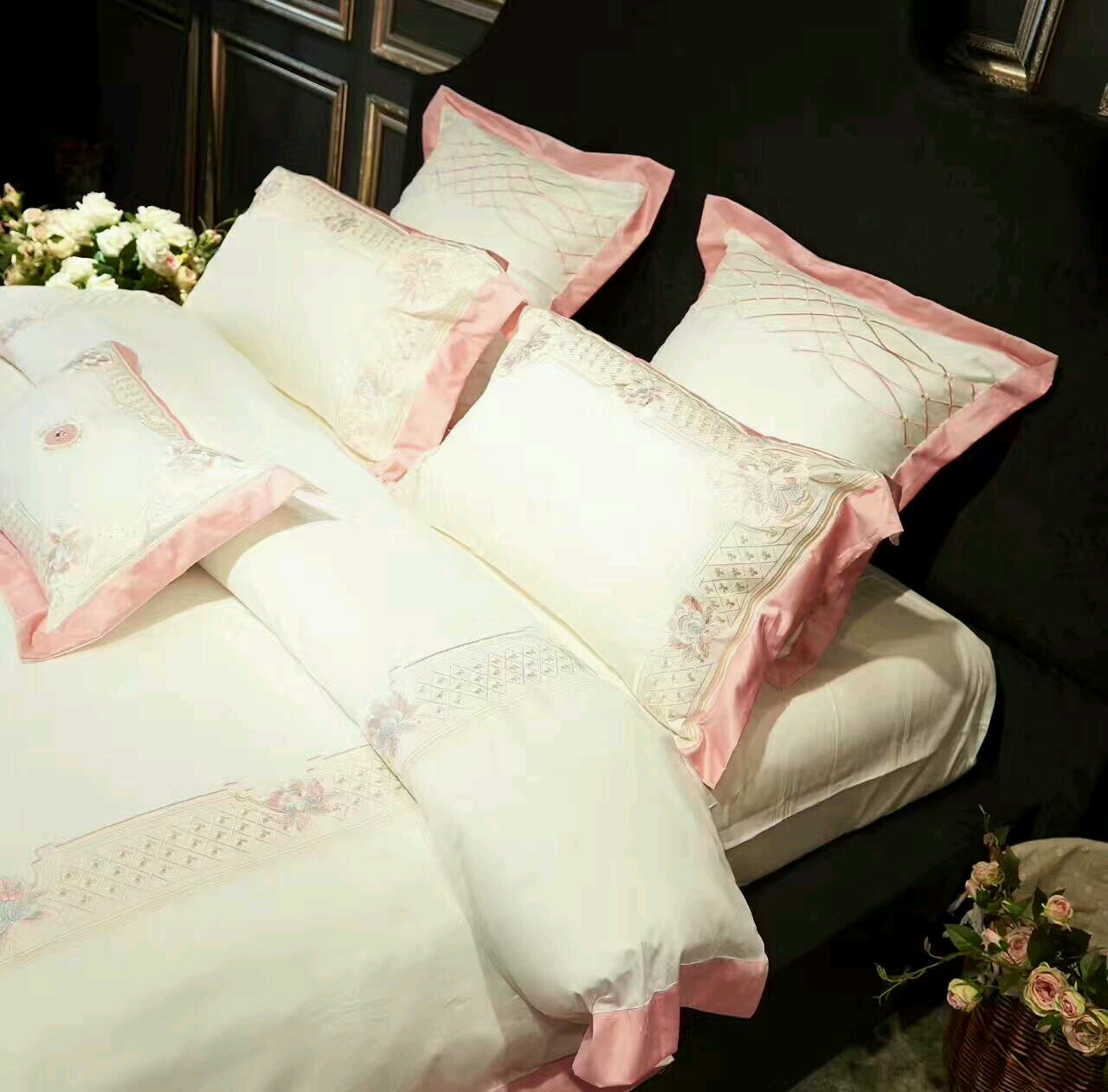 2017 Hometextile Embroidery Applique Designs Four Pieces Bed Sheet Flat