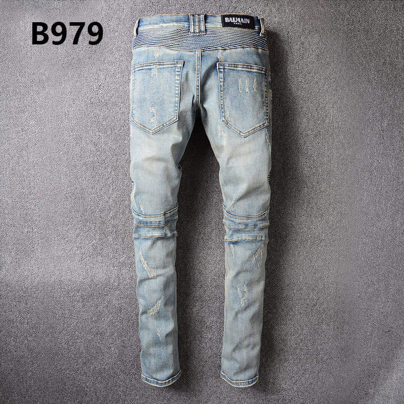 00 ripped jeans