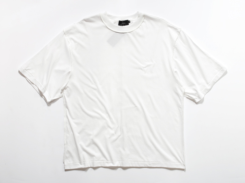 BK01 White