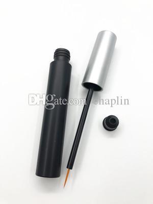 tubo per eyeliner bottiglia nera tappo argento