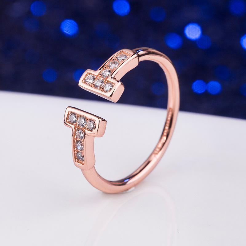 anel de ouro rosa com CZ Diamante