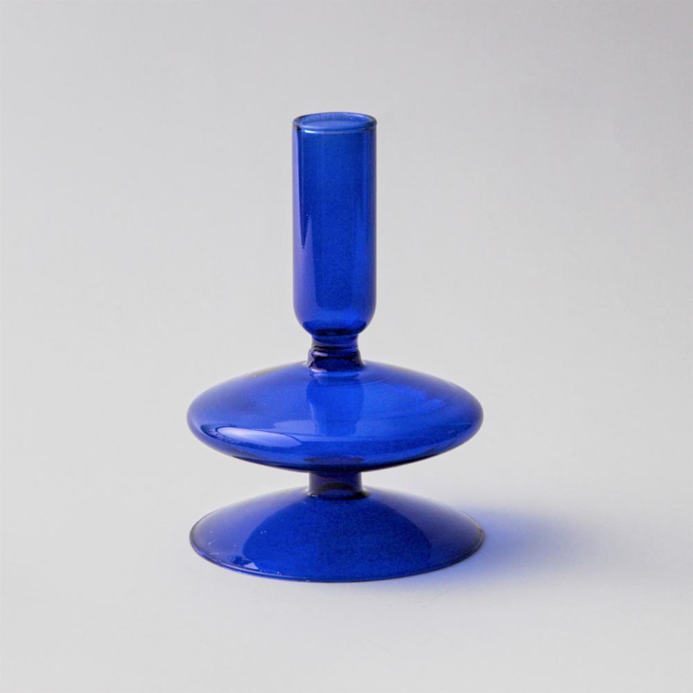 Blaue 1-tier scharf