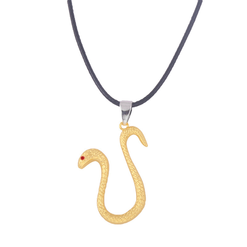 Anime One Piece Keychain Gold Plated Boa Hancock Snake Pendant Key Ring Holder 