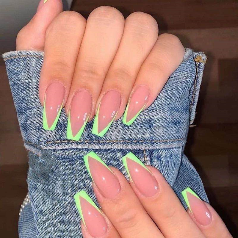 Simple Green Side Fake Nails Pre Design Coffin Shaped Full Cover French Nail Decoration Art Tips With Glue Faux Ongles From Fzyiyi10 16 34 Dhgate Com