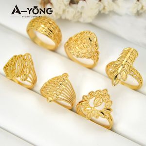 AYONG Color oro Cóctel Hermanas Anillos 21k Chapado en oro Ahueca hacia fuera Estilos especiales Dubai Mujeres Boda nupcial Joyería vintage 240220