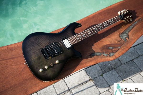AVANT JC. Rich Eagle 680-JE - Trans Black - Fabriqué au Japon - Guitare électrique Floyd Rose MOD