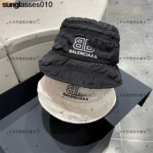 B Home ~ 23 Lente/zomer Nieuwe Koreaanse versie Casual Wave Patroon Simple Color Fisherman Hat Fashion Breathable Bucket Hat Show Small Face